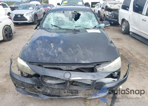 2013 BMW 328 z USA, uszkodzony, nr VIN WBA3A5G50DNP26522